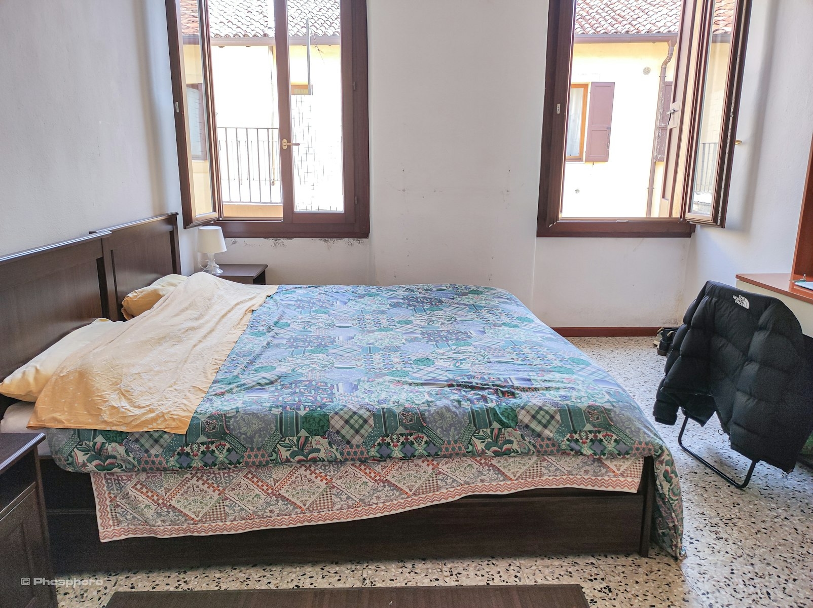 Double room for single use in an apartment in the Veronetta area