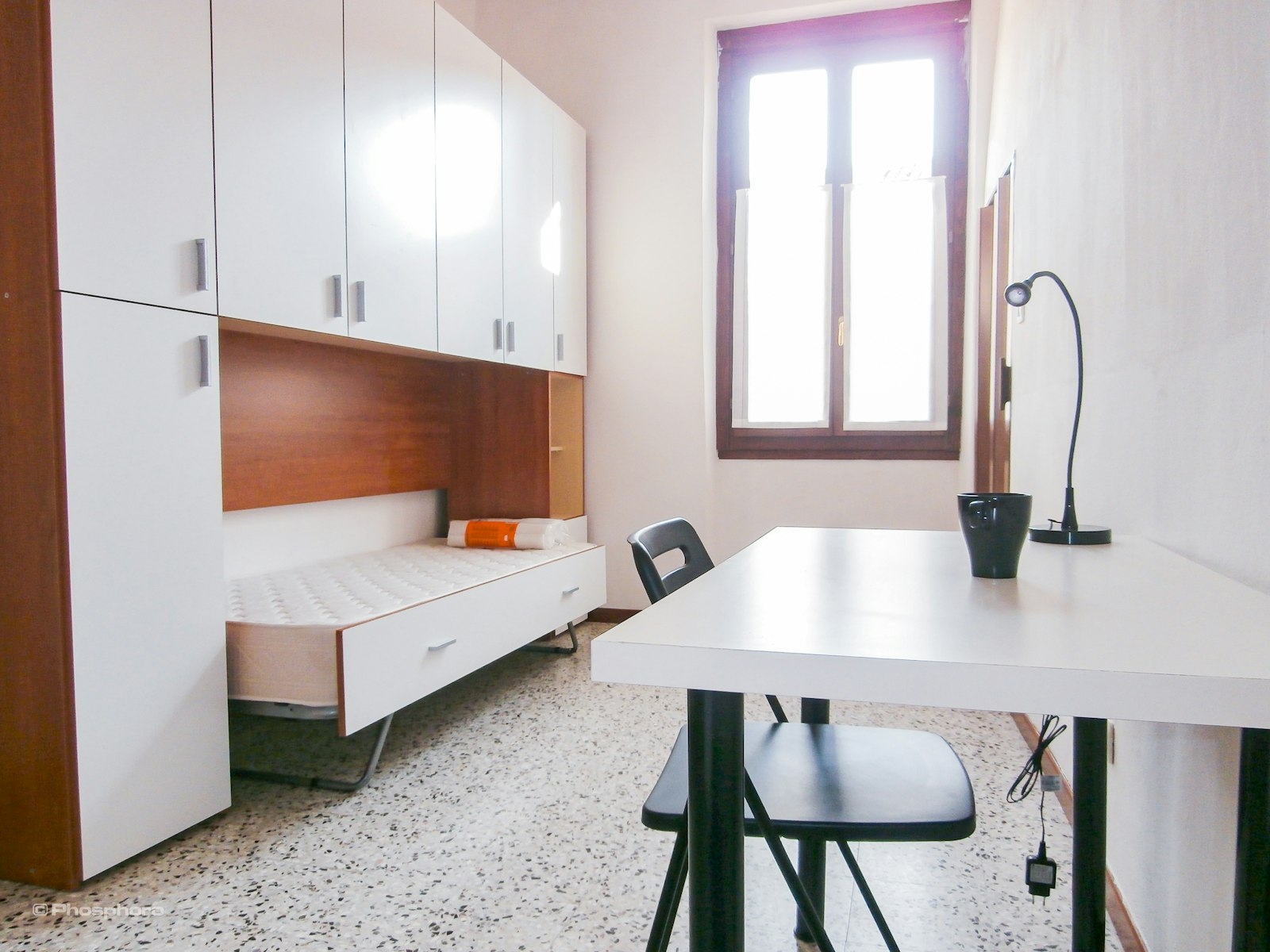 Bright Single Room in Apartment in Veronetta Area