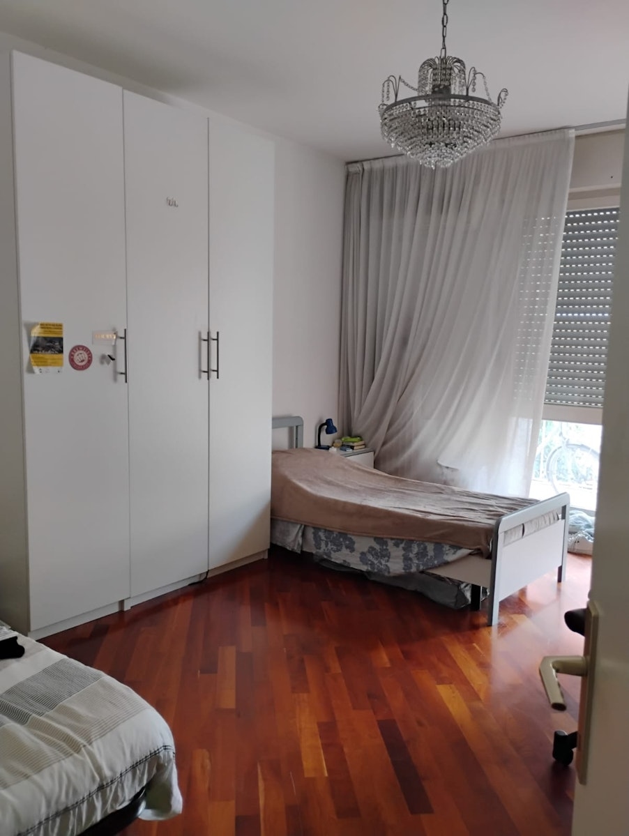 Double room for single use €360 - Trento, Via chini 9/1