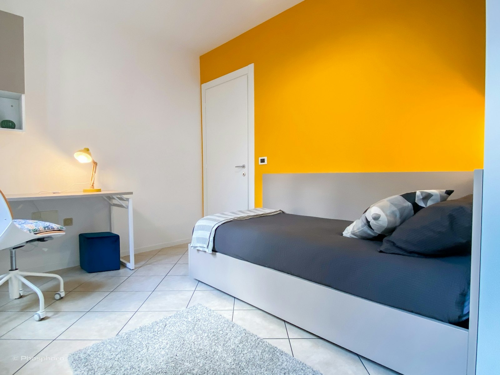 Bright and Cozy Single Room in PHO.ROOM Residence