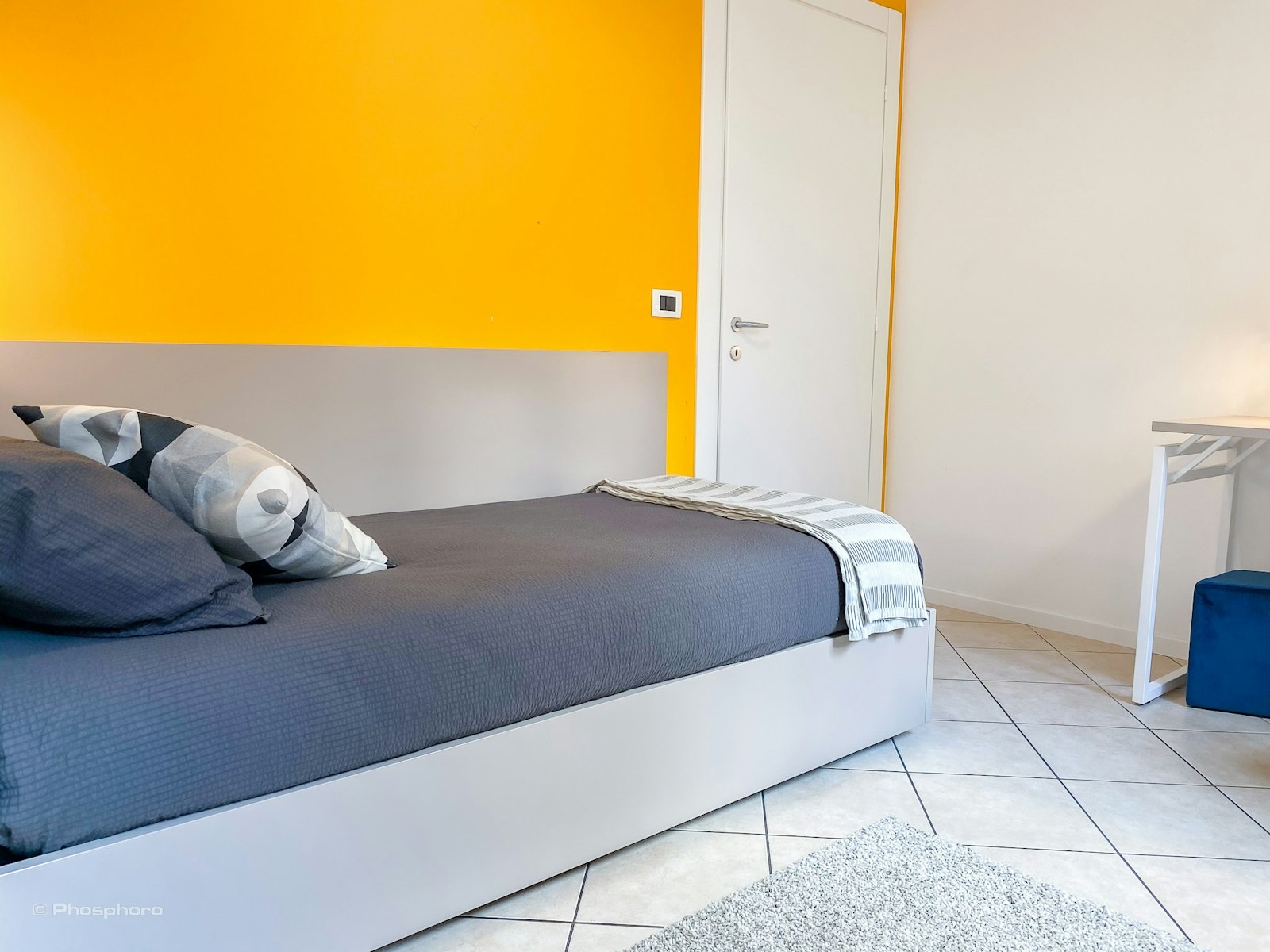 Very close to the Bright and Welcoming Single Faculty in the PHO.ROOM Residence