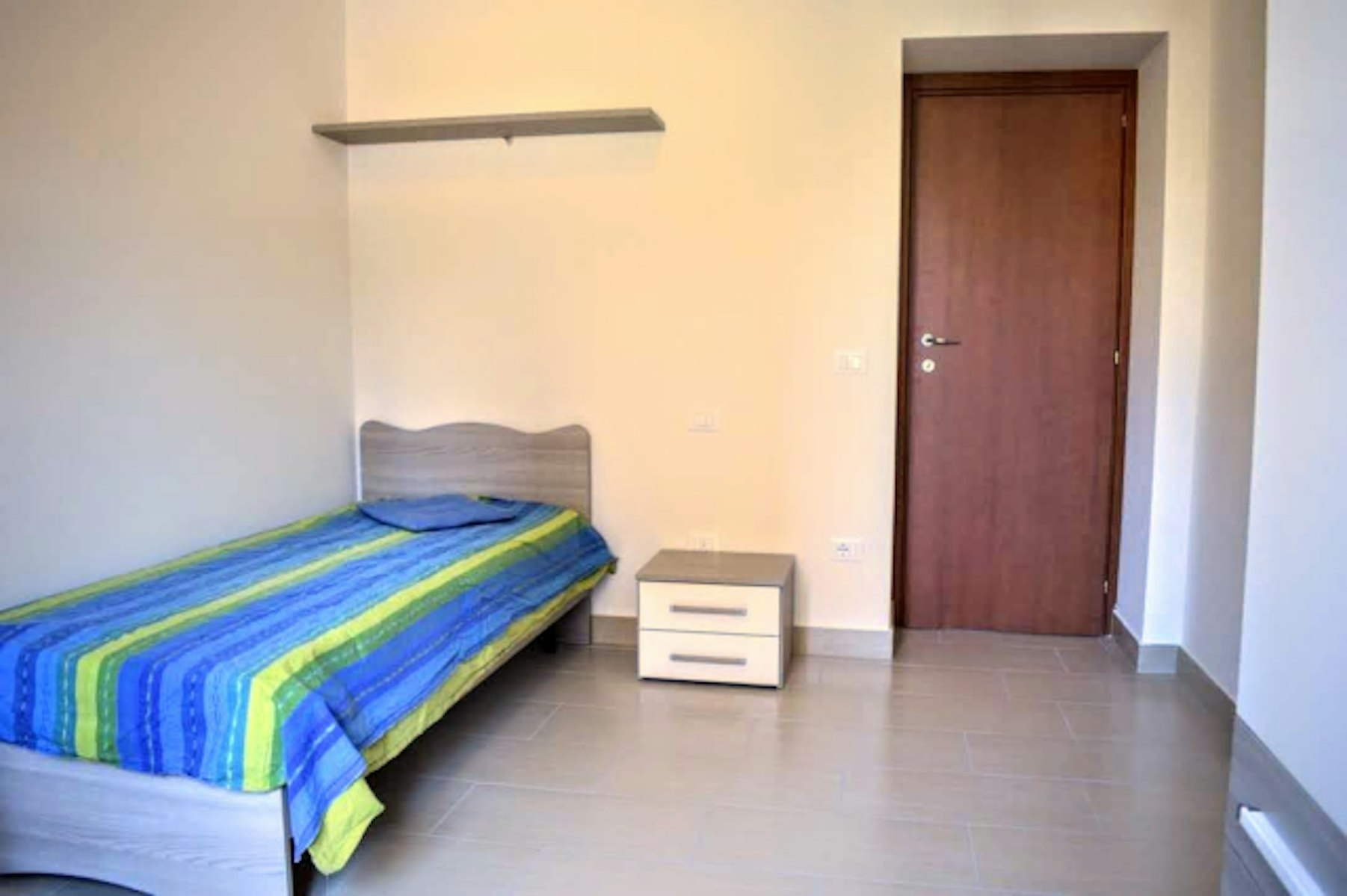 Spacious single room