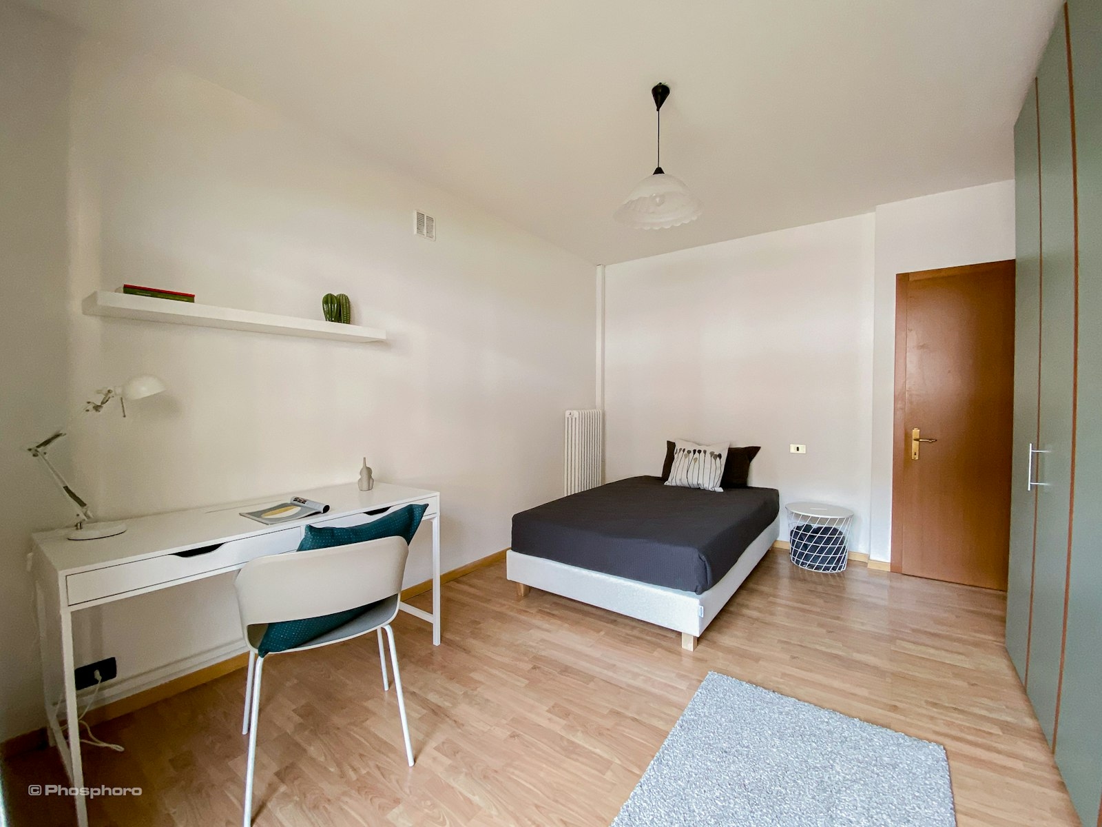 Spacious room with balcony