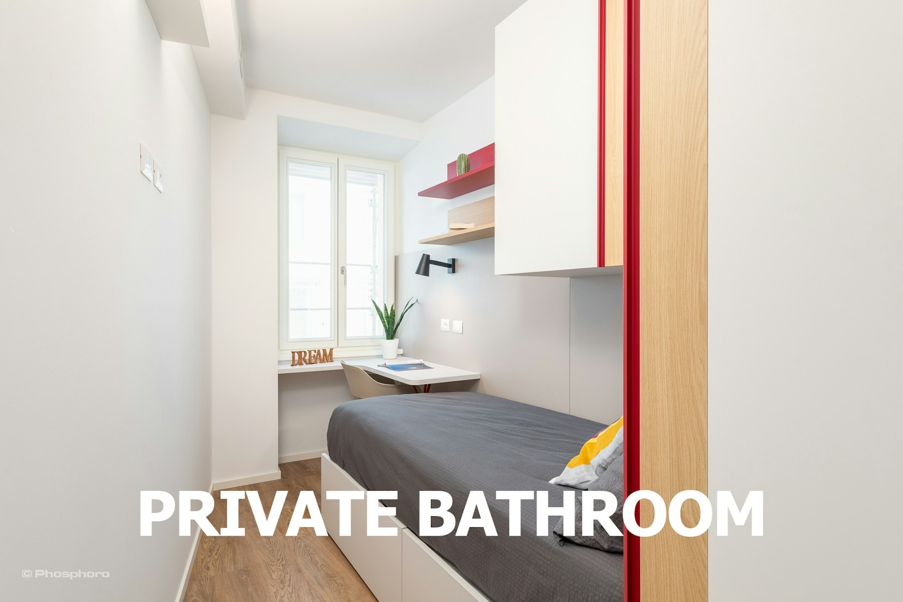Single room with air conditioning and exclusive bathroom