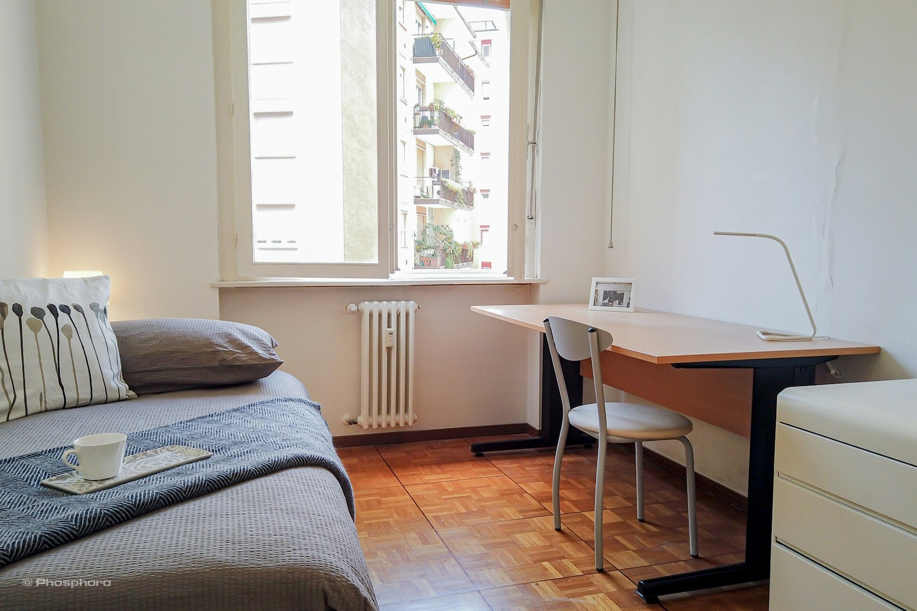 Bright Single Room Near Hospital
