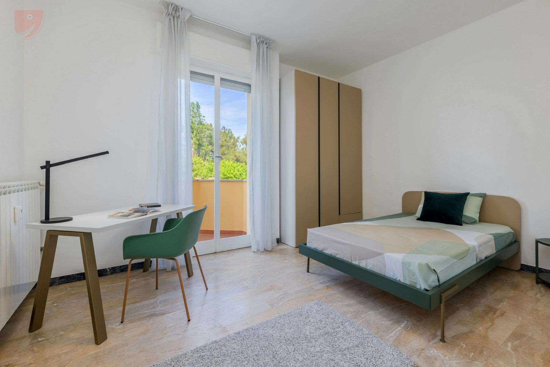 15 Sqm, King Bed and Balcony: The University is Just Around the Corner!