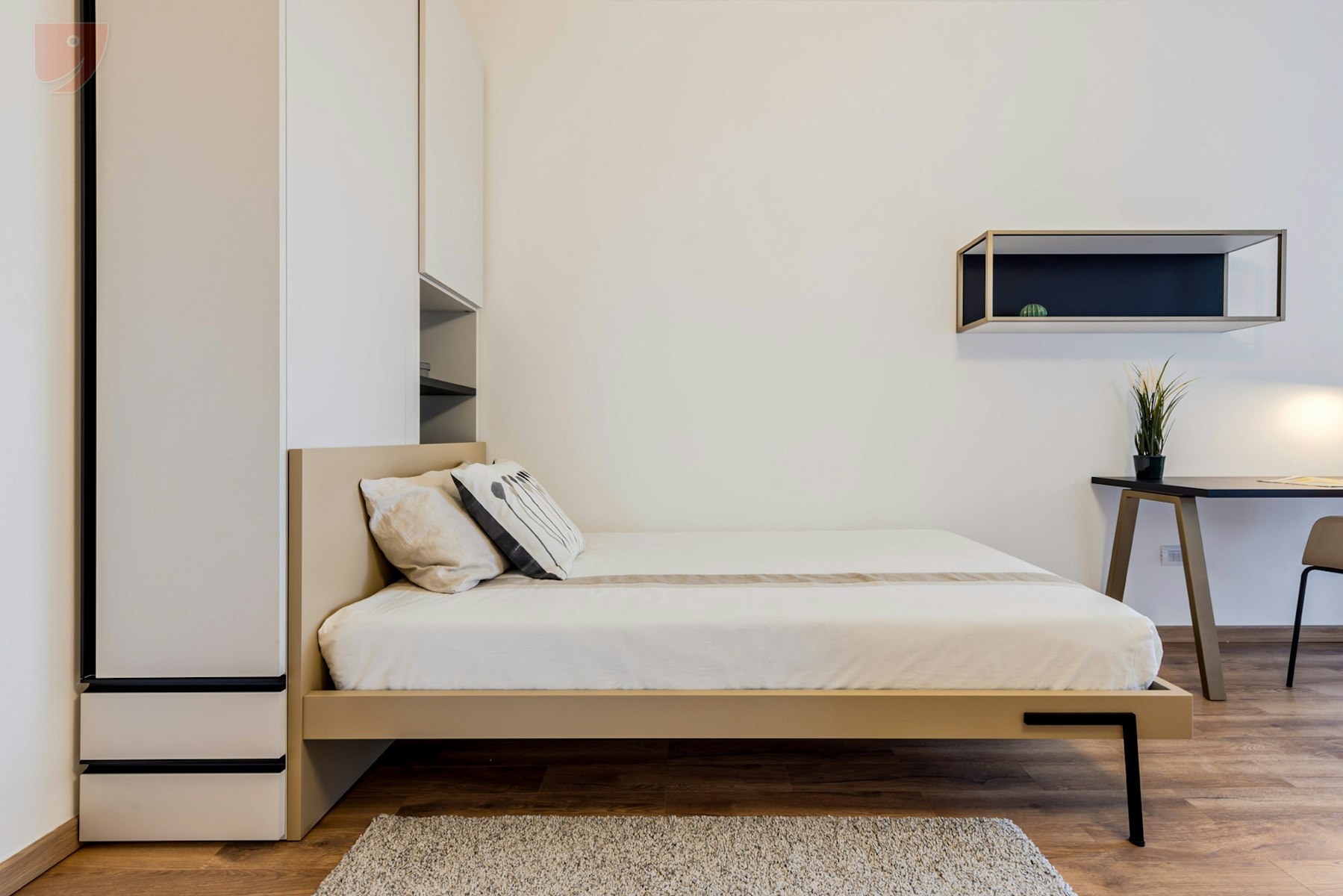 Single Space and Freedom with Balcony