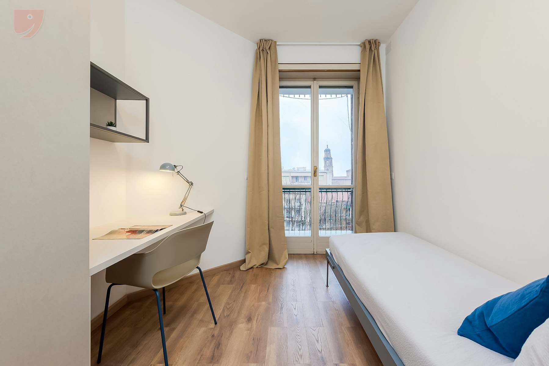 Single Compact Comfort and Style