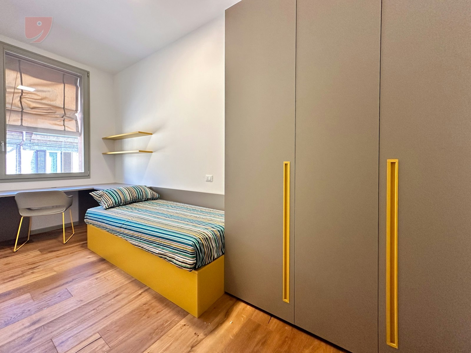 Quiet Room in a Dynamic Area with Climate Control and Garden!