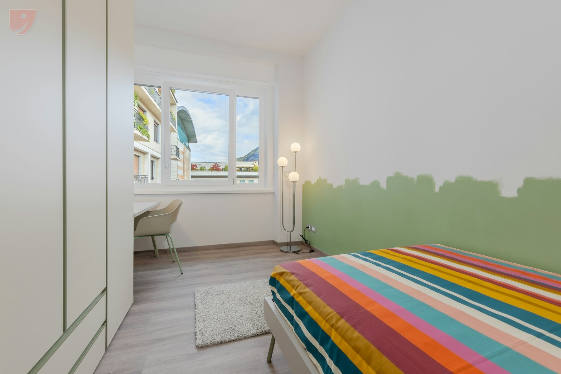 14.5 m2 of Pure Design!