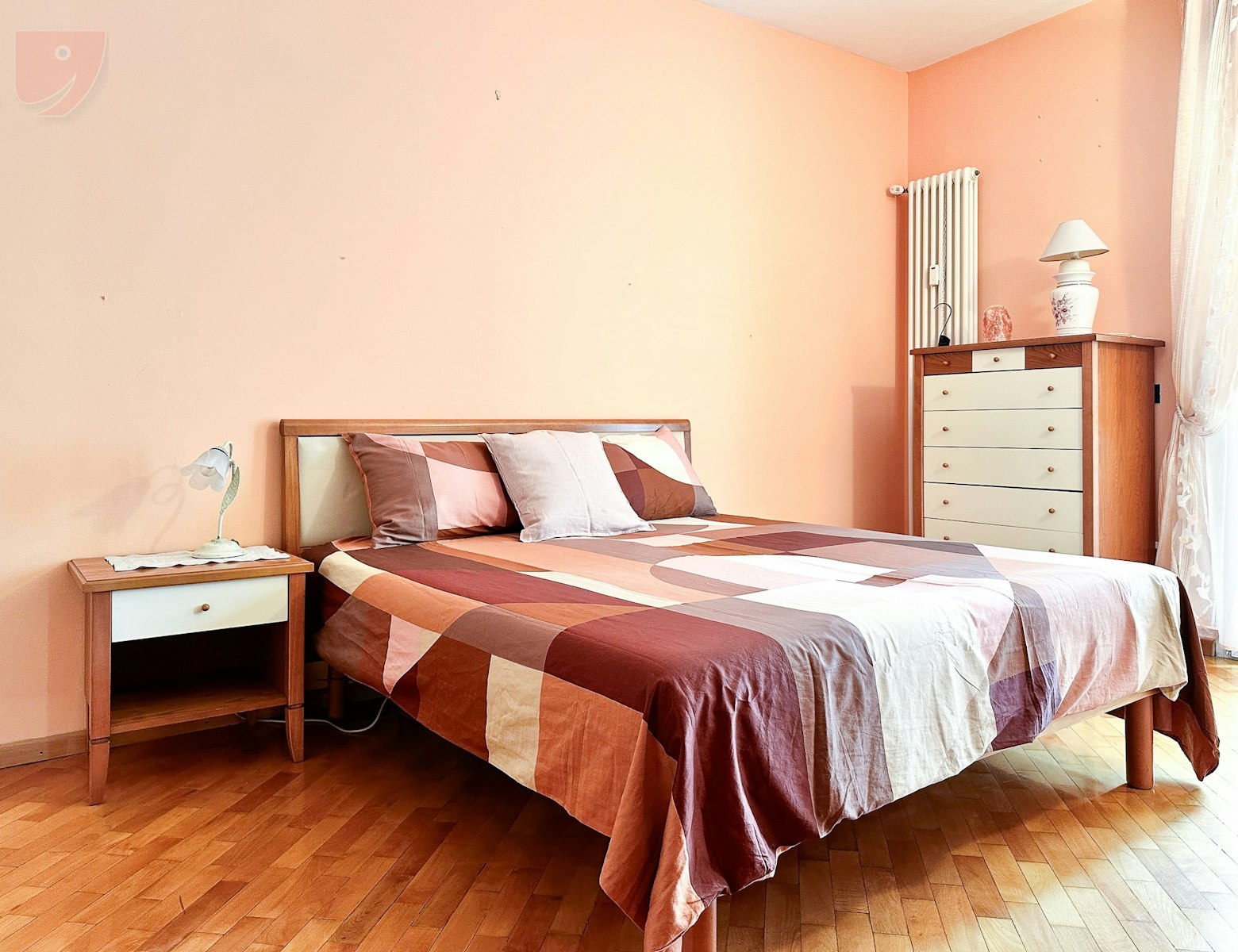 Single 16m2 with Private Balcony!