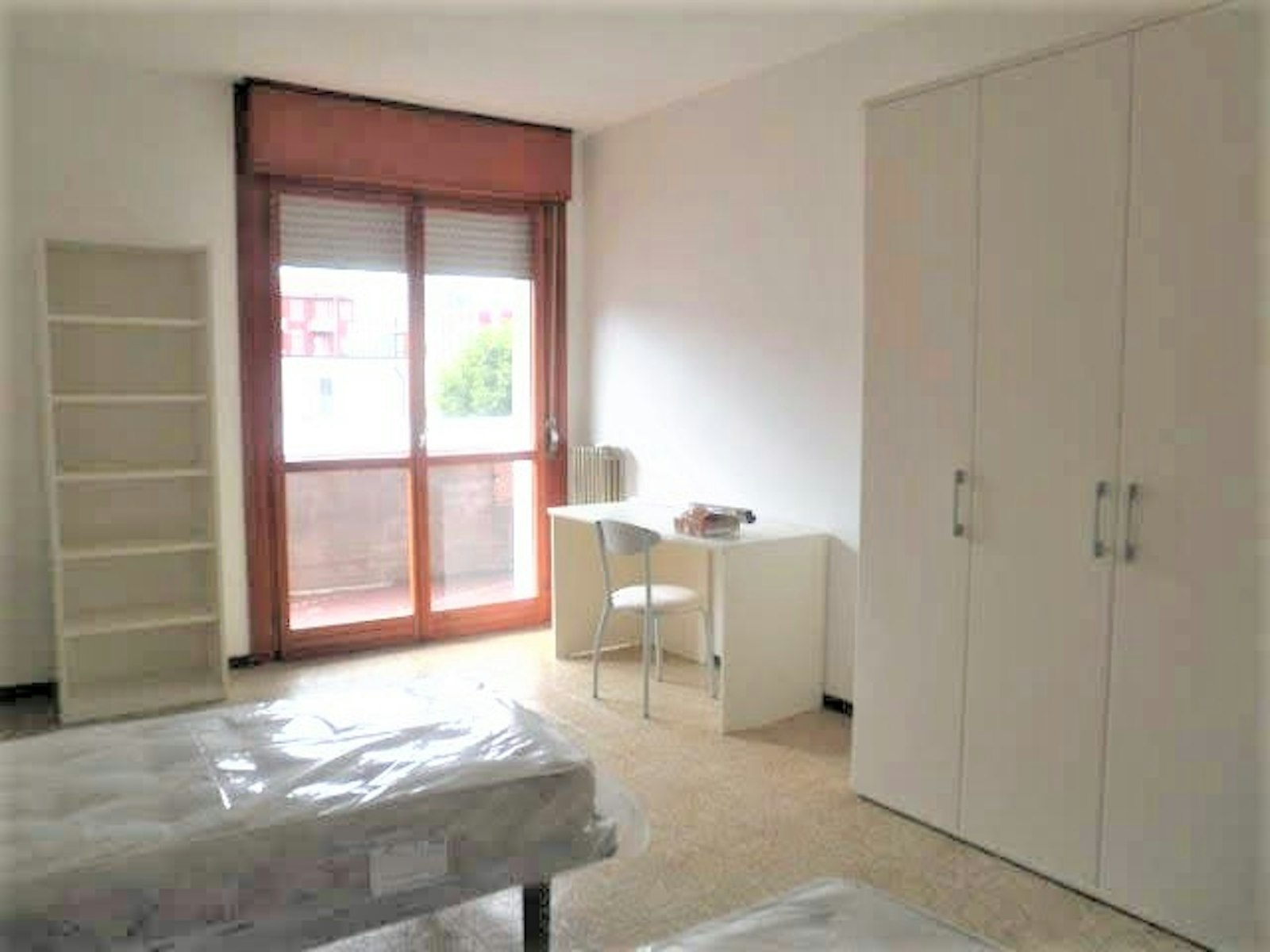 Spacious Double Room with Balcony