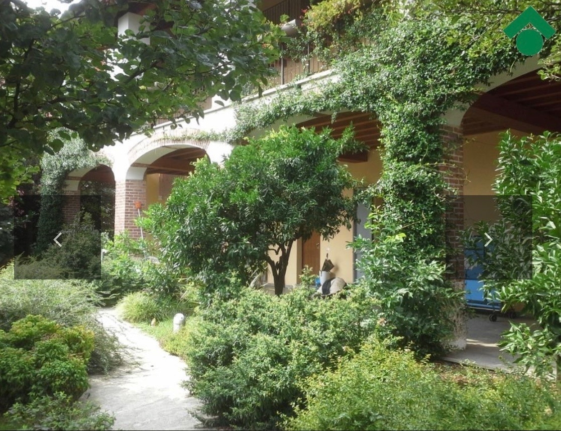 Stanza singola a Monza - Via Lario