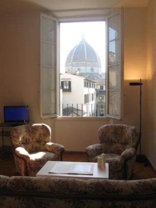 Appartamento a Firenze - Via Degli Alfani