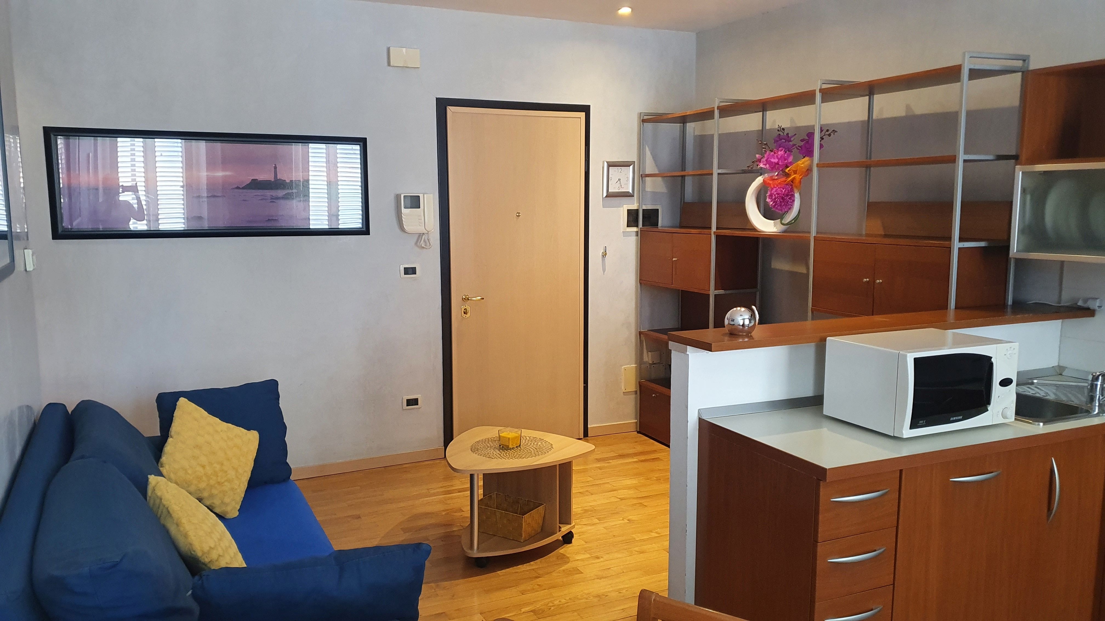 Appartamento a Trieste - via del toro 12